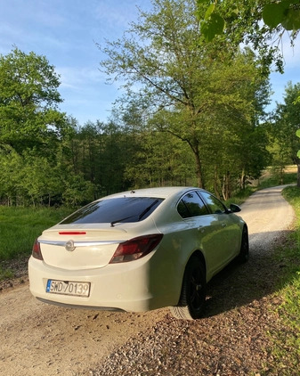 Opel Insignia cena 19000 przebieg: 352000, rok produkcji 2008 z Kęty małe 106